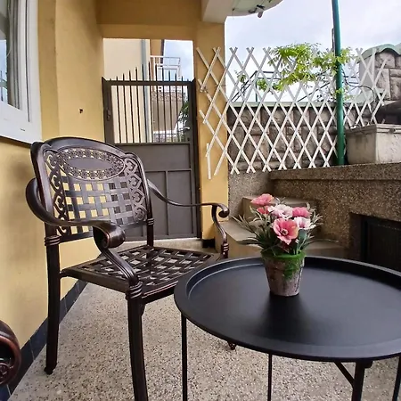 アパート Red Rose *